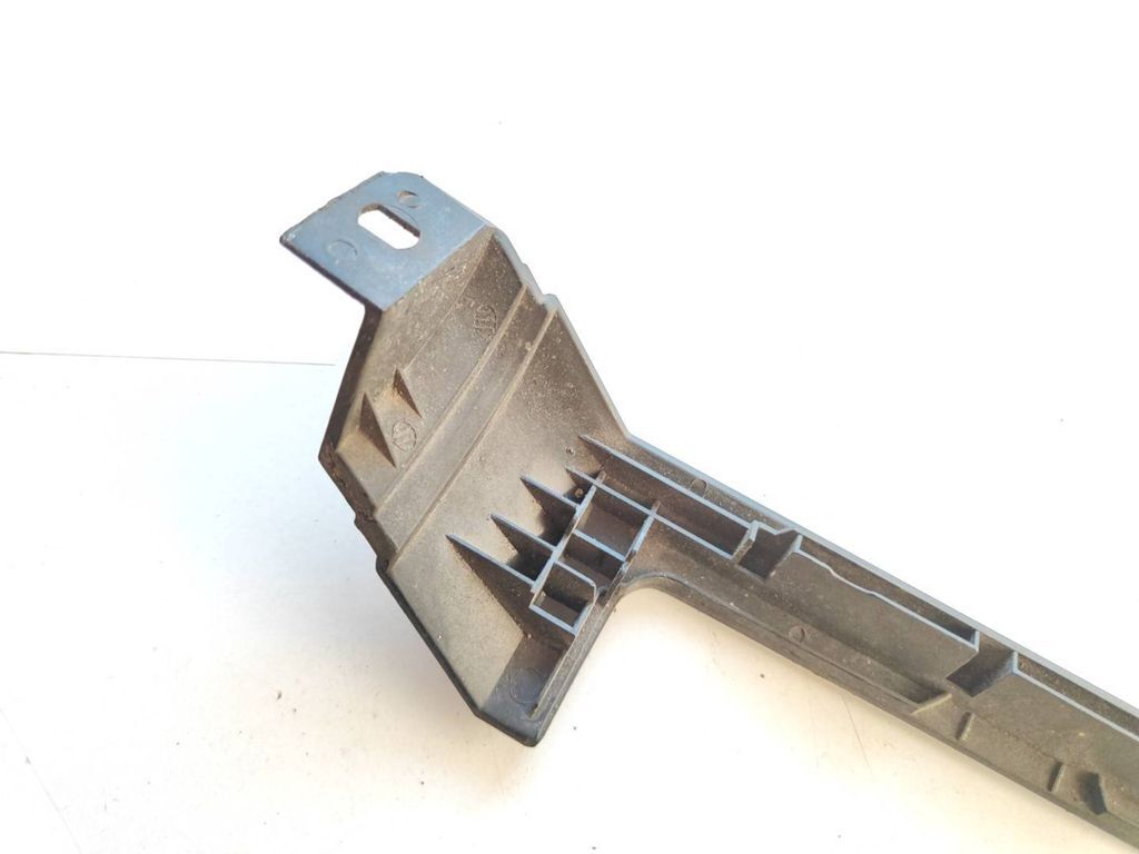 BMW 3 E46 2001 Dashboard glove box trim 8196103 