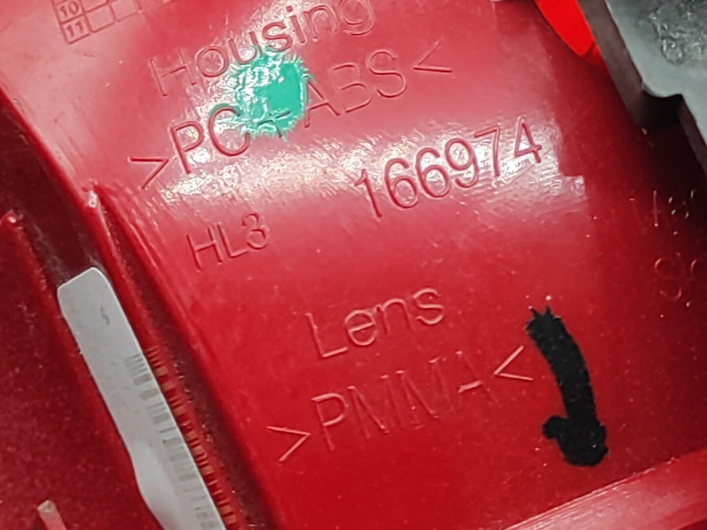 Audi A4 B8 2012 LHD Rear Right Side Taillight 8K5945094E