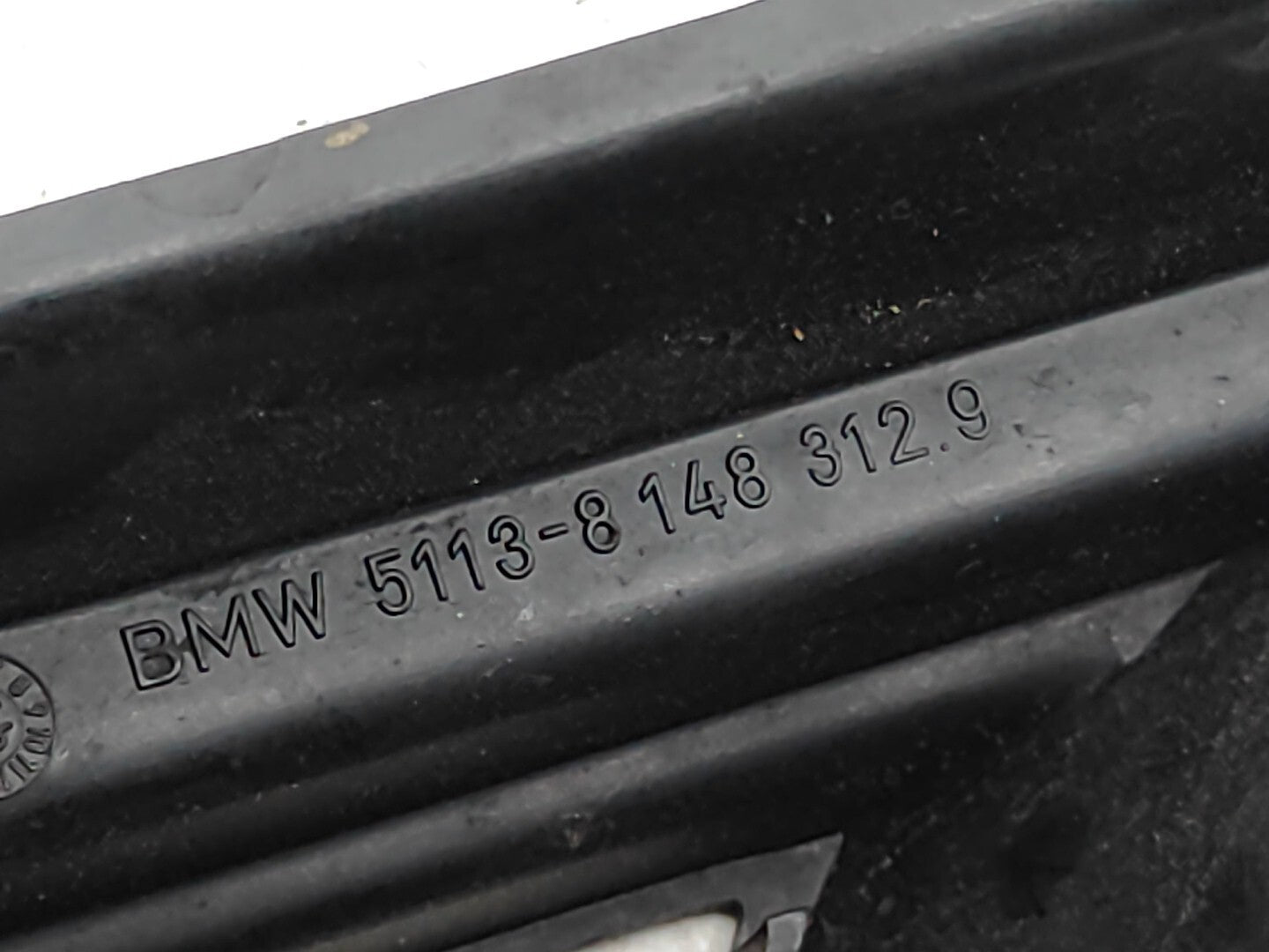 BMW 5 Series E34 Petrol 1988 Front Right Side Headlight Grill 8148312