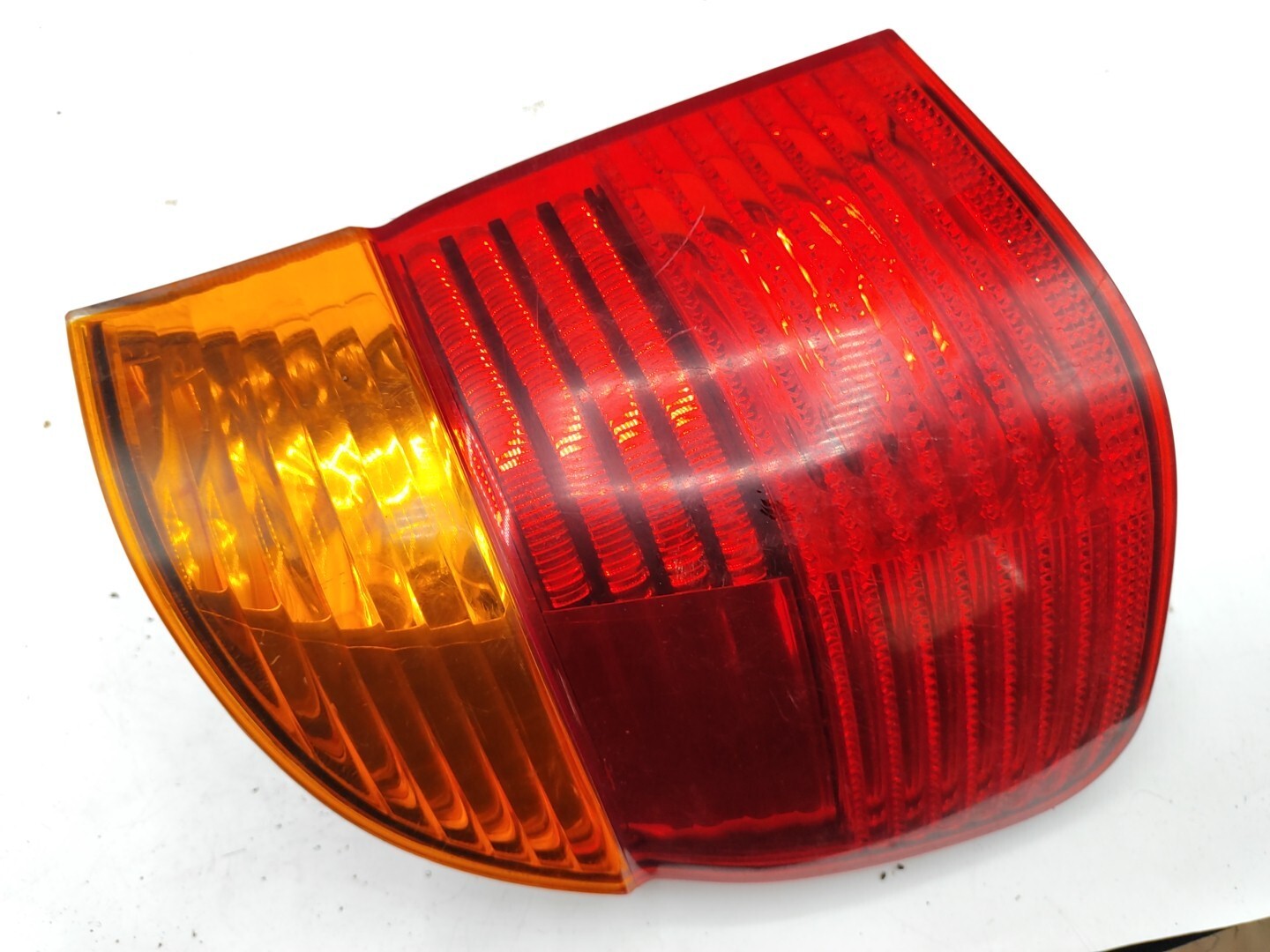 BMW 530 SERIES E39 3.0D 142kW 2002 LHD Rear Right Taillight 6900213