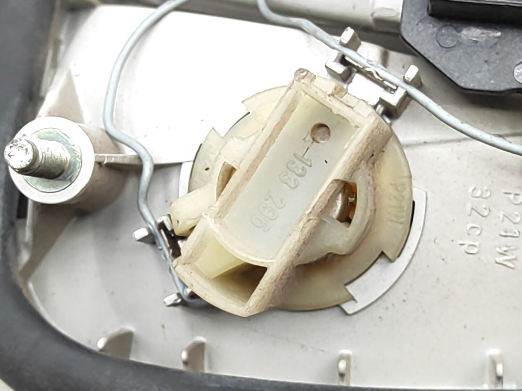 BMW 5 Series E34 1992 LHD Rear Left Taillight Light Lamp 63215R6