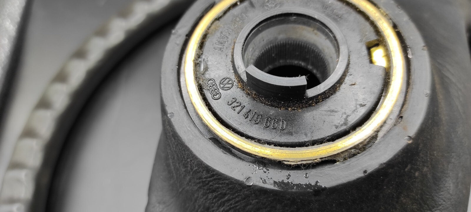 Volkswagen VW Golf MK2 1987 Steering Wheel