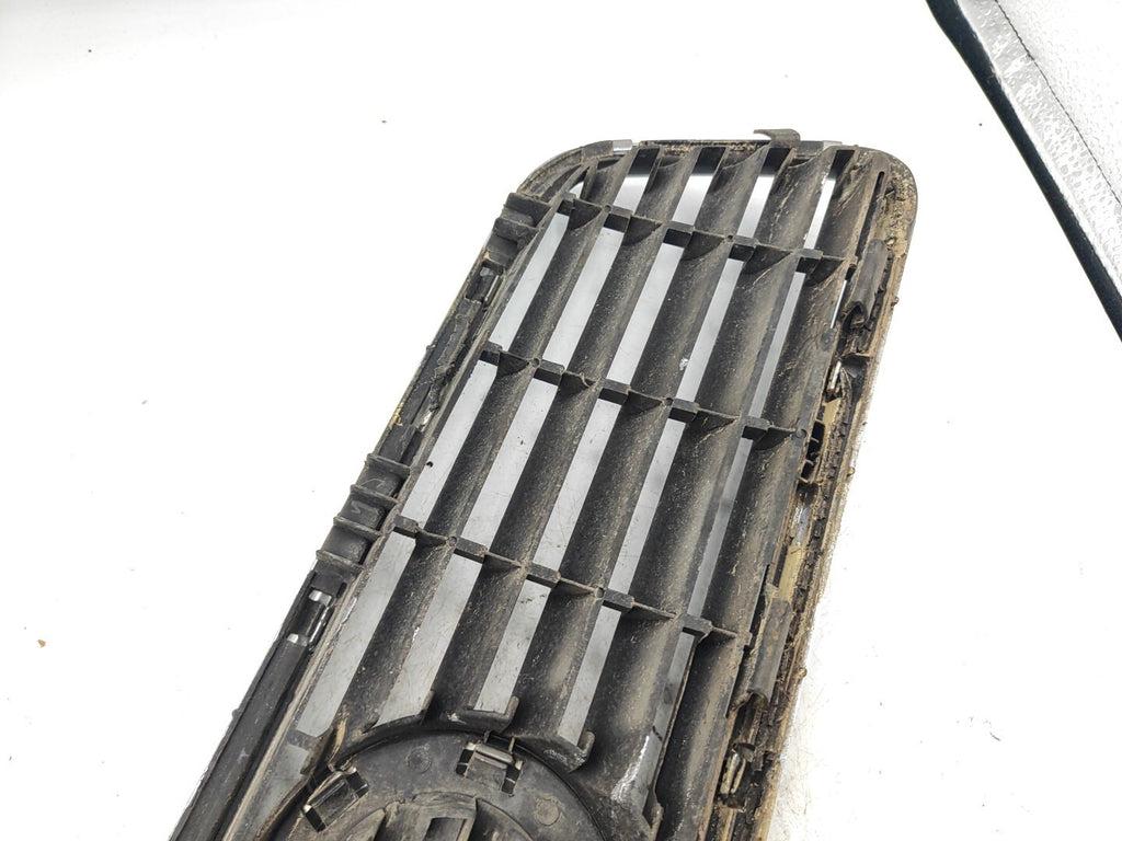 Audi A4 B5 1.8T Petrol Avant 1998 Front Upper Bumper Grill 8D0853651J