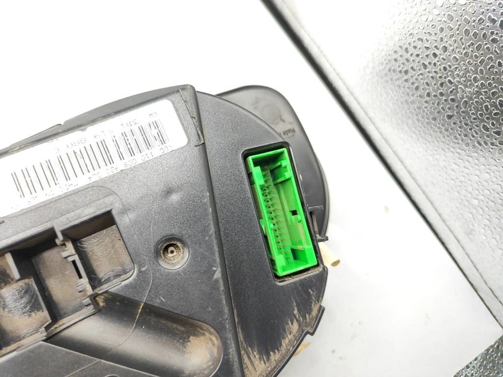 Volkswagen PASSAT B5 TDI 1998 speedometer instrument cluster 3B1919880C 