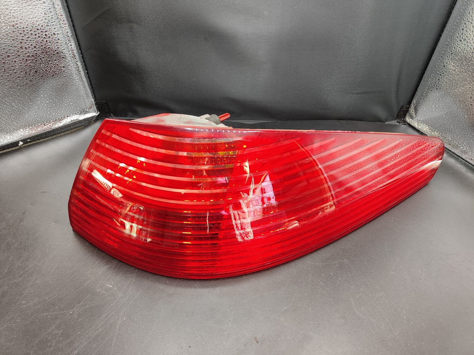 Peugeot 607 3.0 V6 2001 LHD Rear Right Taillight Lamp Light Assembly