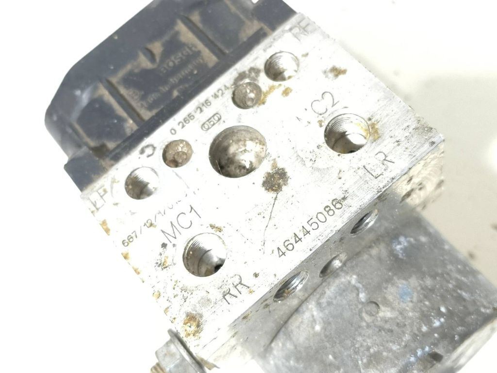 Alfa Romeo 155 1.8TS 16V 1994 ABS Brake Pump Module 46445086 