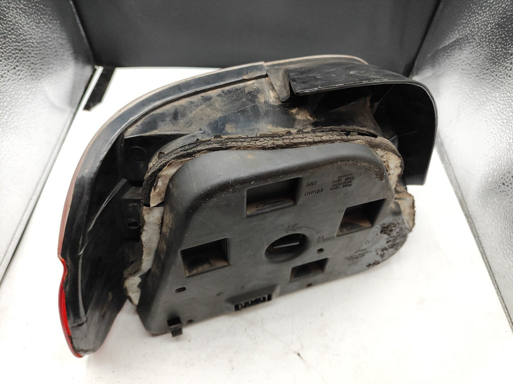 BMW 5 SERIES E39 3.0D 142kW 2000 LHD Rear Right Taillight 014441917