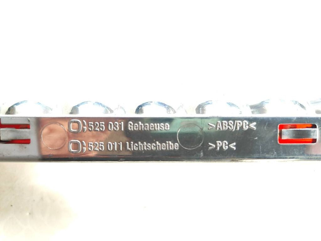 Mercedes-Benz C W204 2007 Third brake center stop light A2048200056 