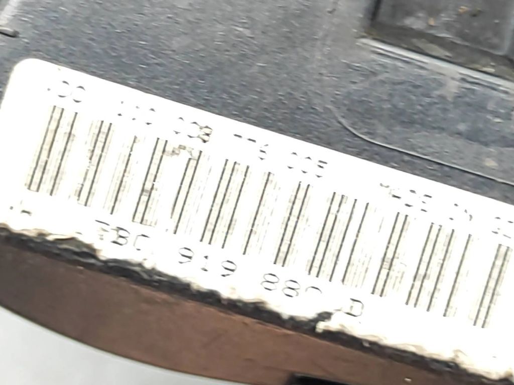 Volkswagen PASSAT B5 1.9TDI 1997 speedometer instrument cluster 3B0919880D 