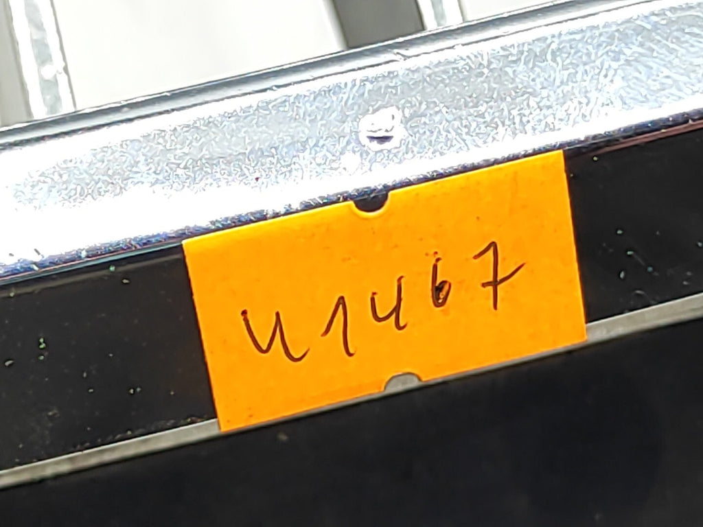 BMW 5 Series E61 530D 170kW 2006 Front Left Grill 7027061 51137027061