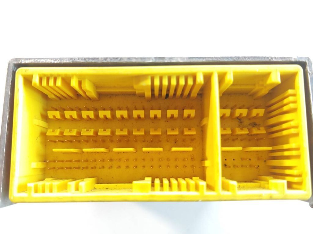 Mercedes-Benz E C207 W207 2009 Control unit module A2079010100 