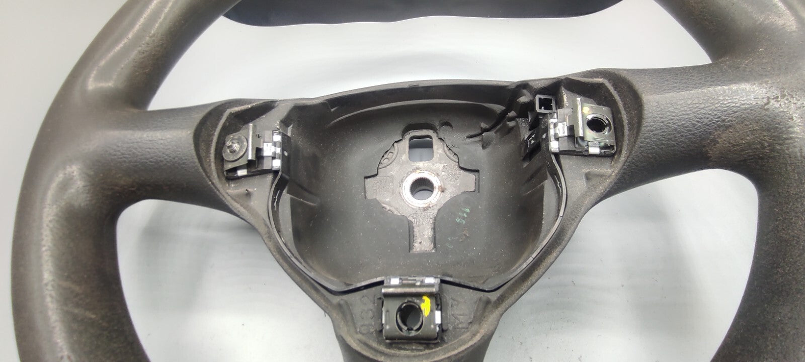 Alfa Romeo 156 SW 2.4JTD 110kW Diesel 2002  Steering Wheel