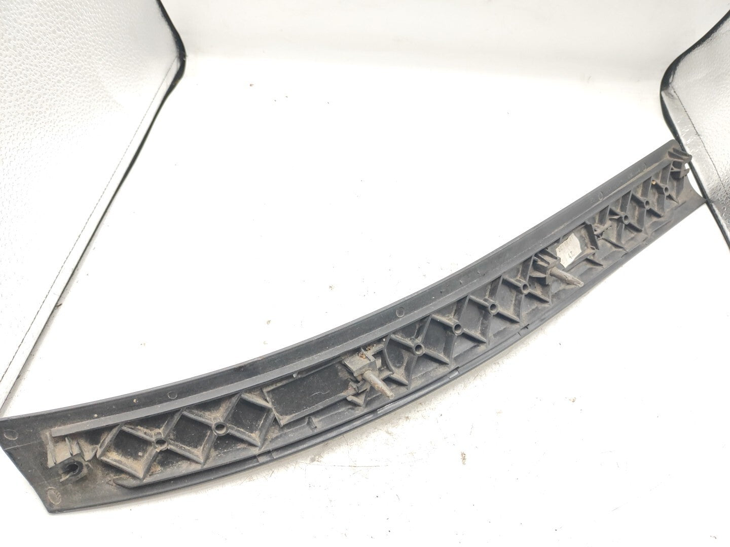 BMW 3 Series E46 1999 Front Dashboard Panel Decorative Trim Stripe 8196102