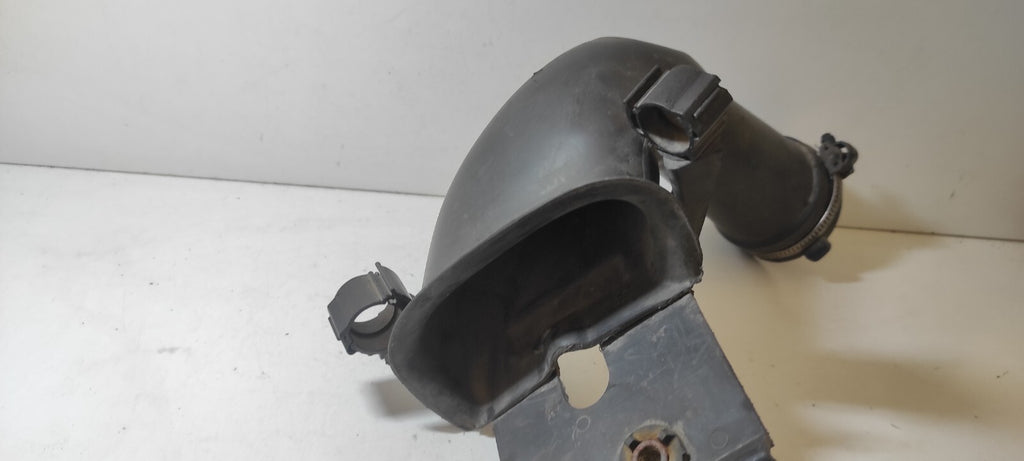 Alfa Romeo GT 1.9JTD 110kW 2004 Diesel Engine Air Intake Pipe Hose 46819096