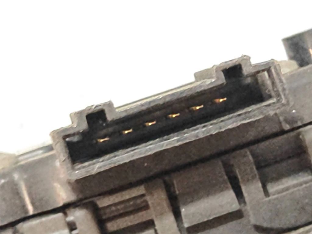 Audi A6 S6 C5 4B 2001 Diesel accelerator throttle pedal 8D1723523P 