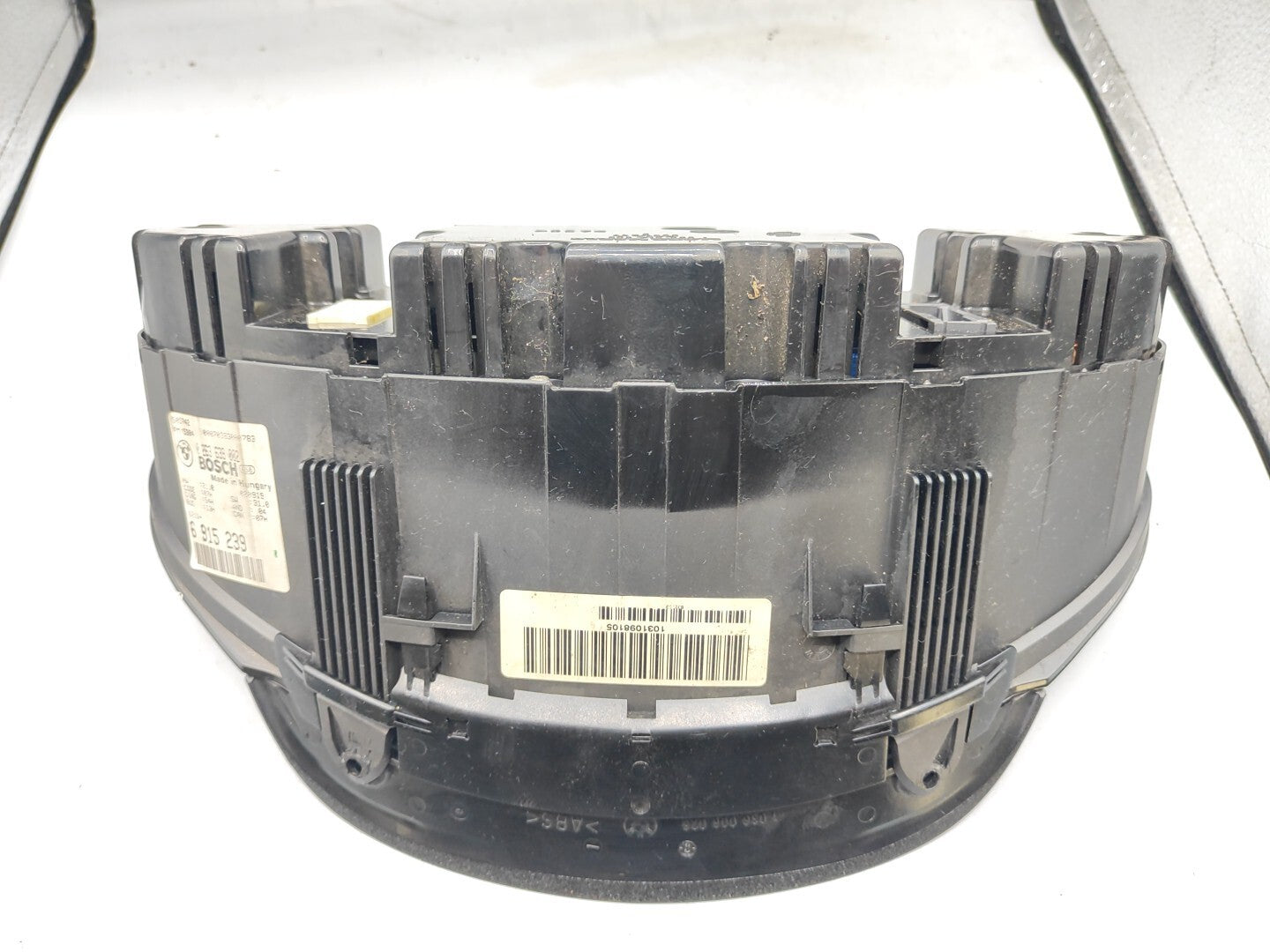 BMW 3 Series E46 320D 2000 LHD Speedometer cluster 62116915239 0263639002