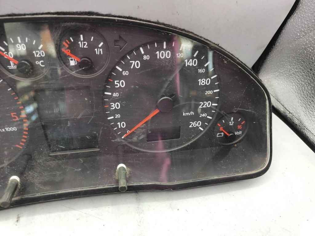 Audi A6 S6 C5 4B 1999 Diesel speedometer instrument cluster 4B0920900J 