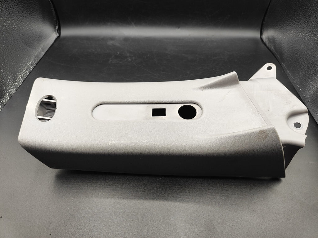 Alfa Romeo GT 1.9JTD 2004 Right Side B Pillar Trim Cover 1825370122 1560464620