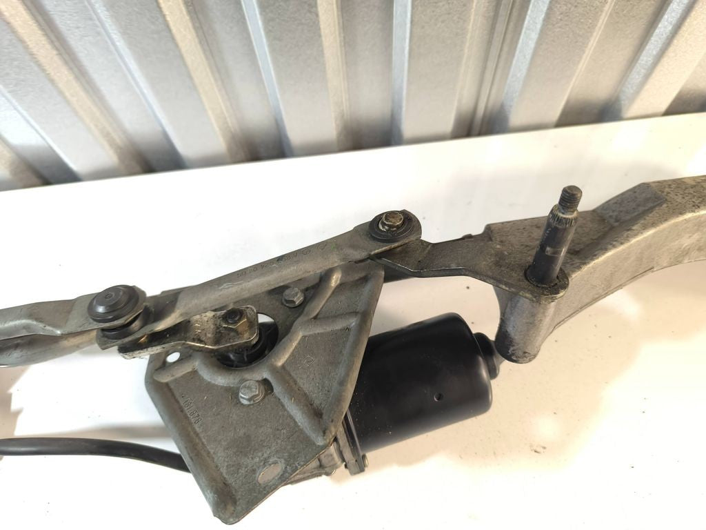 Mercedes-Benz C W203 2001 LHD Windscreen wiper motor linkage A2038200442 