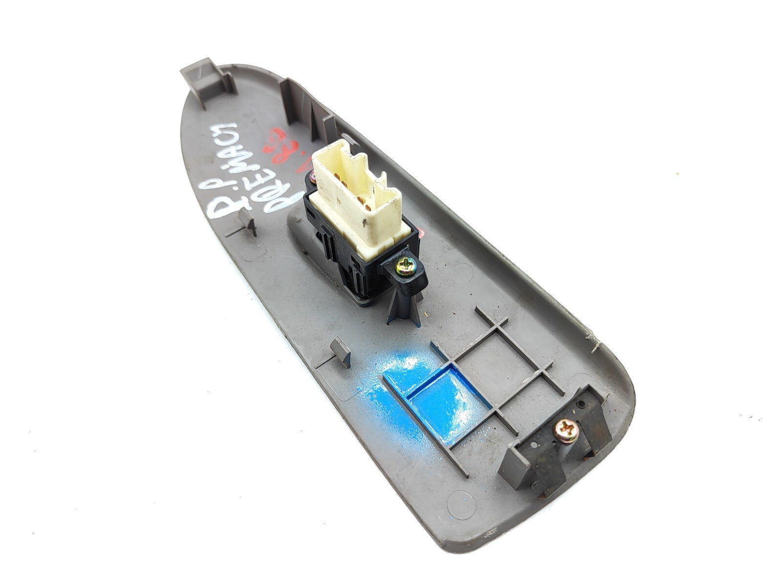 Mazda Premacy 2000 LHD Front Right Door Window Switch Button