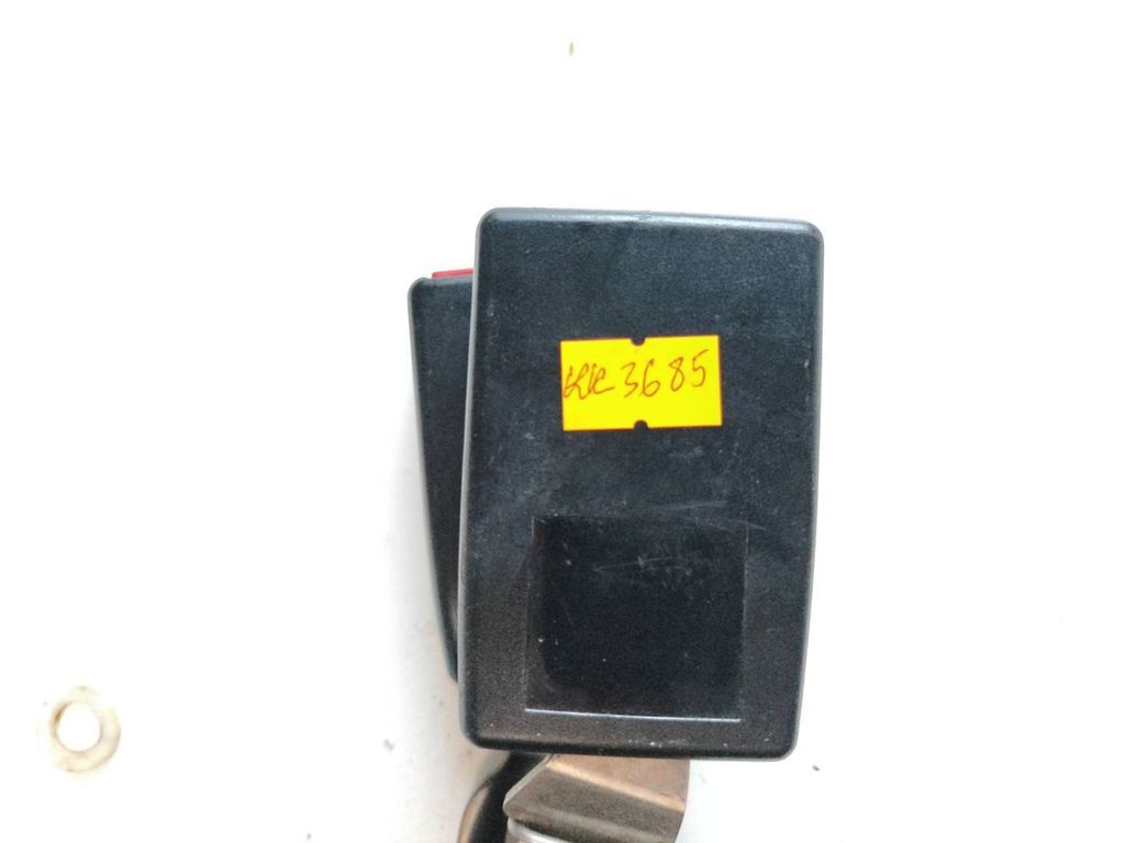 Mercedes-Benz E W211 2005 Rear seat belt buckle A2118603869 