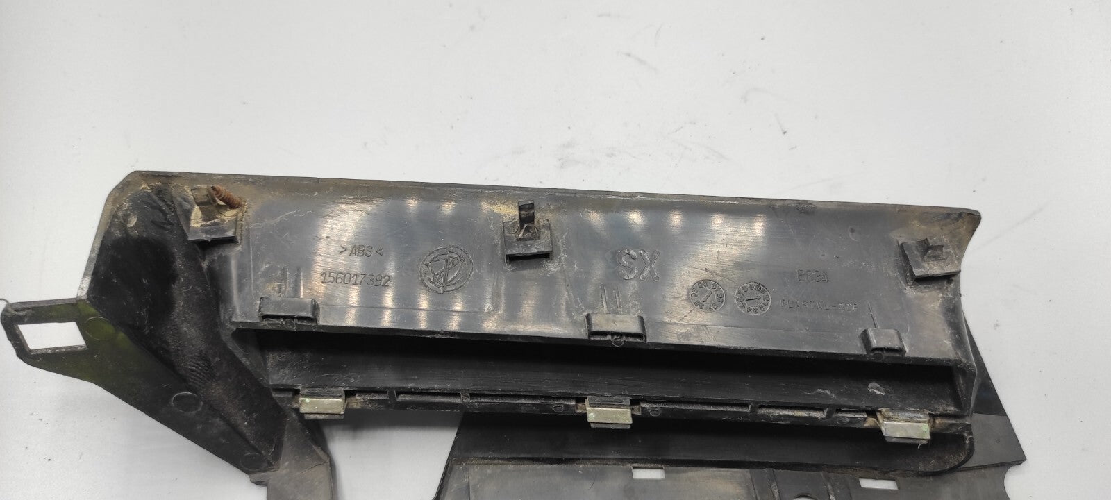 Alfa Romeo 156 SW 2.4JTD 110kW 2003 Front Left Upper Bumper Grill 156017392