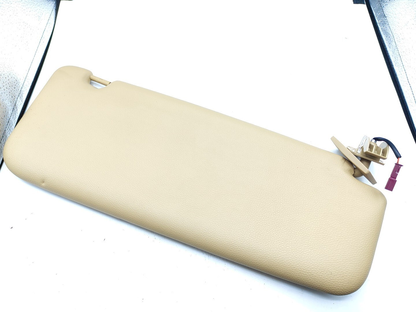 BMW 5 Series E61 530D 170kW 2006 LHD Front Left Sun Visor