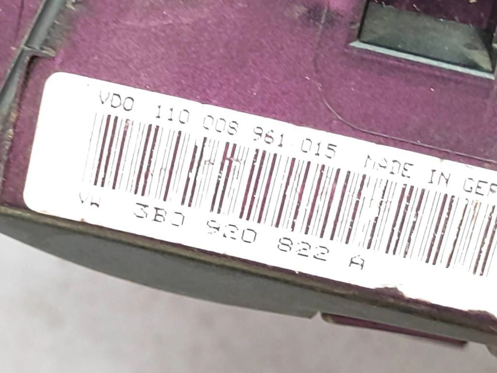 3B0920822A Volkswagen PASSAT B5 TDI 2000 speedometer instrument cluster 