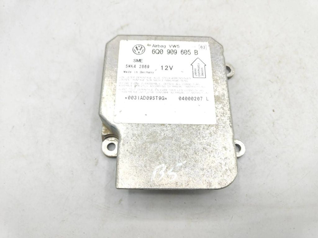 Volkswagen VW PASSAT B5 1998 Control unit module 6Q0909605B 