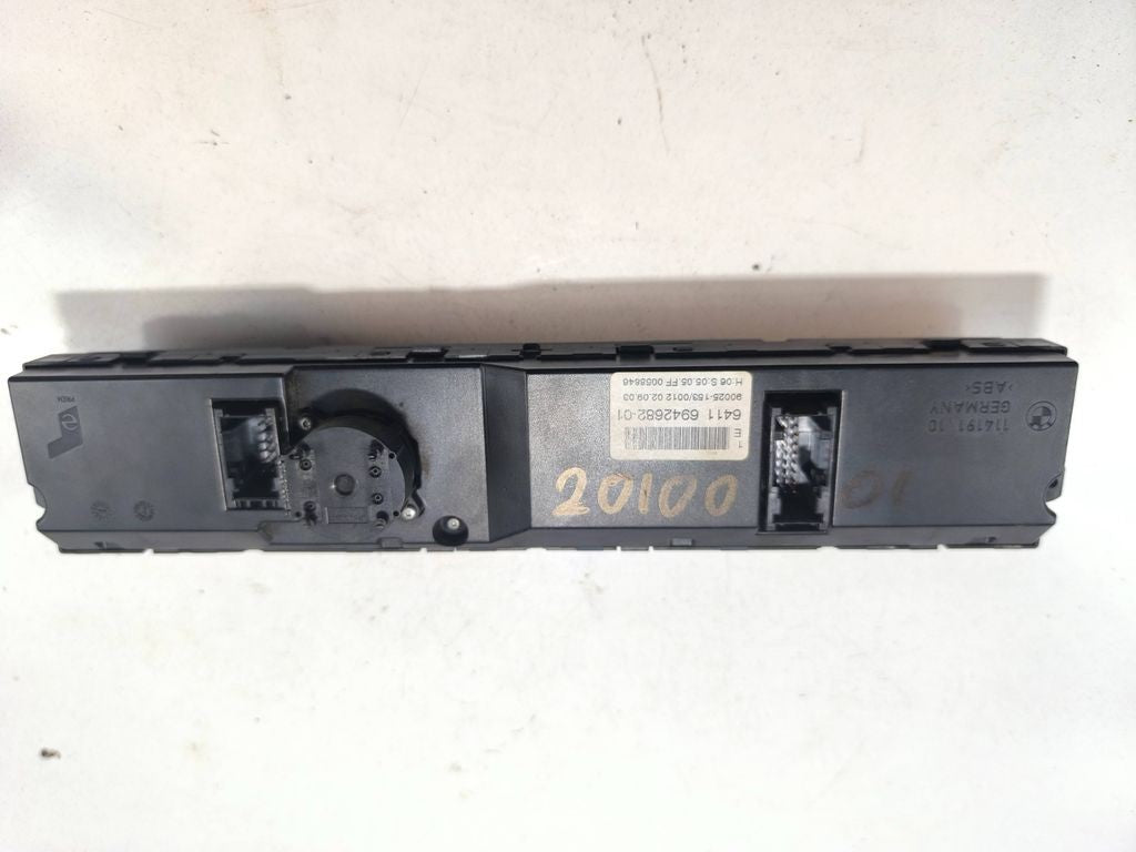 BMW 5 E60 E61 2005 Climate control unit module 6942682 