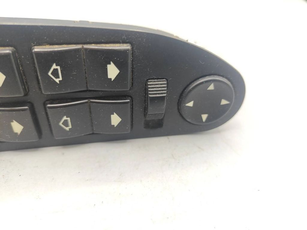 BMW 5 Series E39 2002 LHD Front Electric window control switch 8368966 