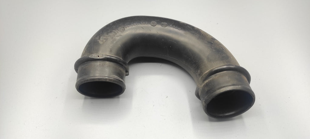 Alfa Romeo 156 SW 2.4JTD 110kW 2002 Engine Air Intake Duct Hose Pipe F1001456