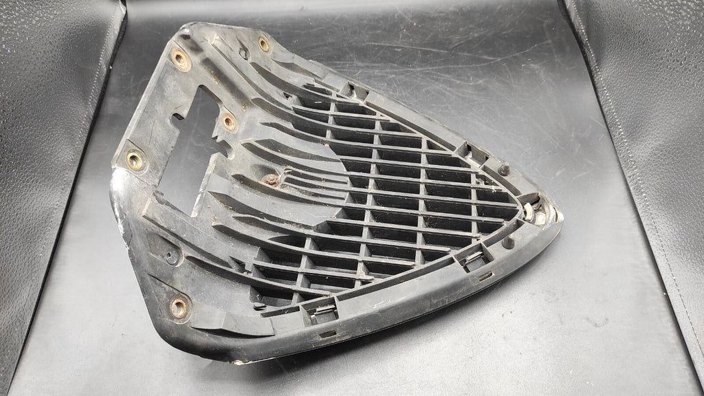Alfa Romeo 156 SW 2.4JTD 110kW 2000 Front Middle Radiator Grill 60620929