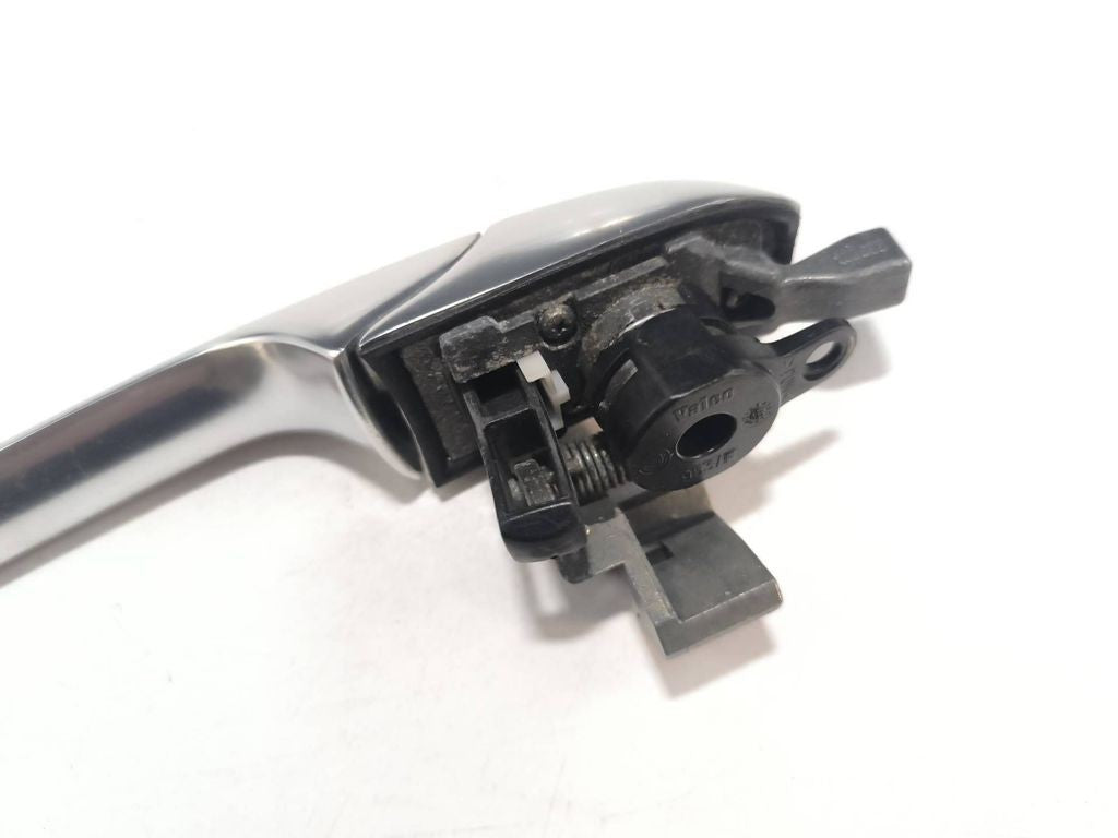 Alfa Romeo 147 1.6TS 88kW 2005 LHD front left door exterior handle 