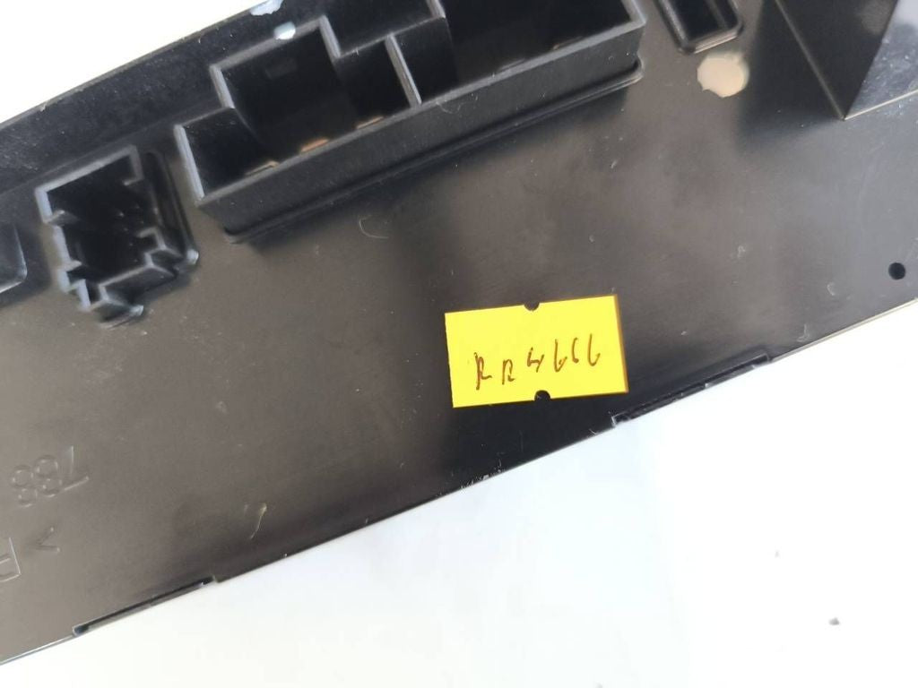 BMW X5 E70 2007 Diesel Air conditioner control unit module 64119116489 