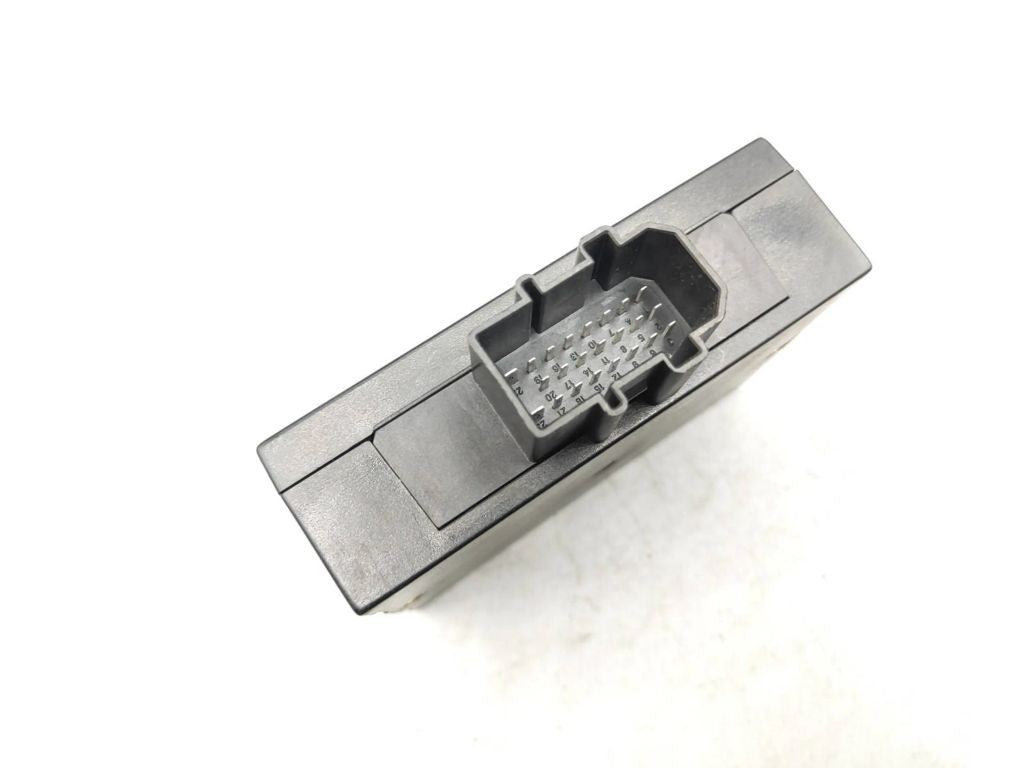 Volkswagen Golf 2000 Comfort convenience body module 1J0959799Q 