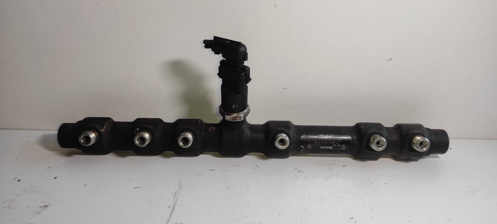 Alfa Romeo 166 2.4JTD 110kW 2005 Diesel Engine Fuel Rail Sensor 0445215008