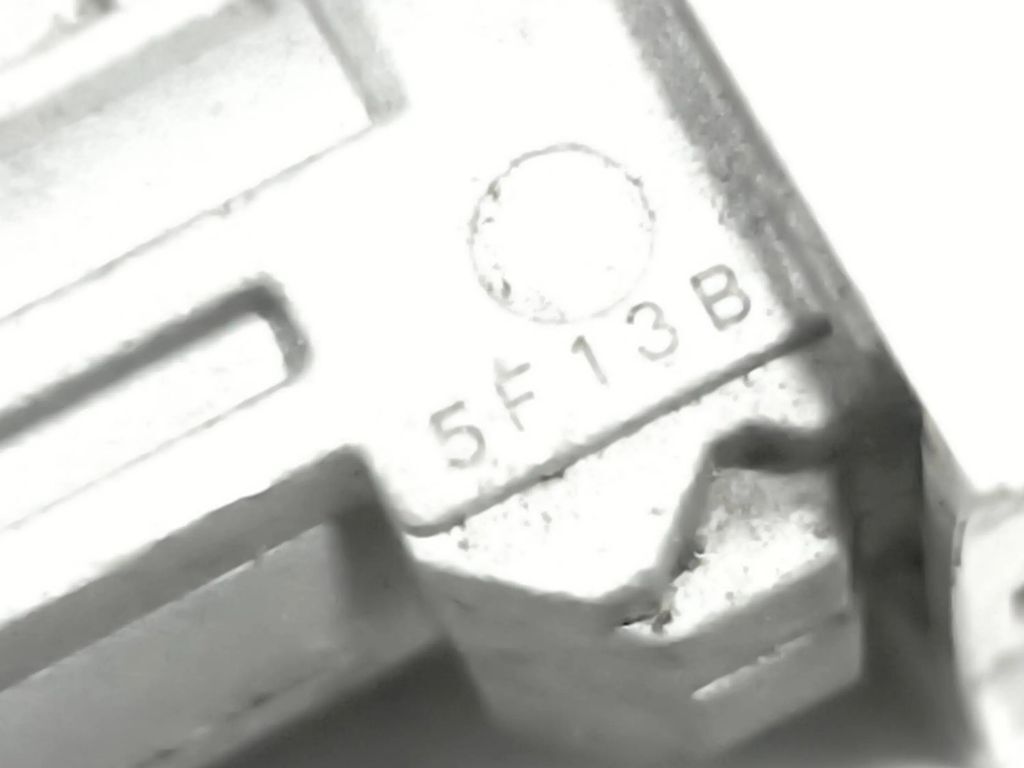 Mazda 3 III BM BN 2.0 121kW 2014 front left door exterior handle cap / NO KEY