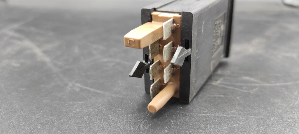 Volkswagen VW Passat B5 1997 Heated Seats Switch Button 3B0963564