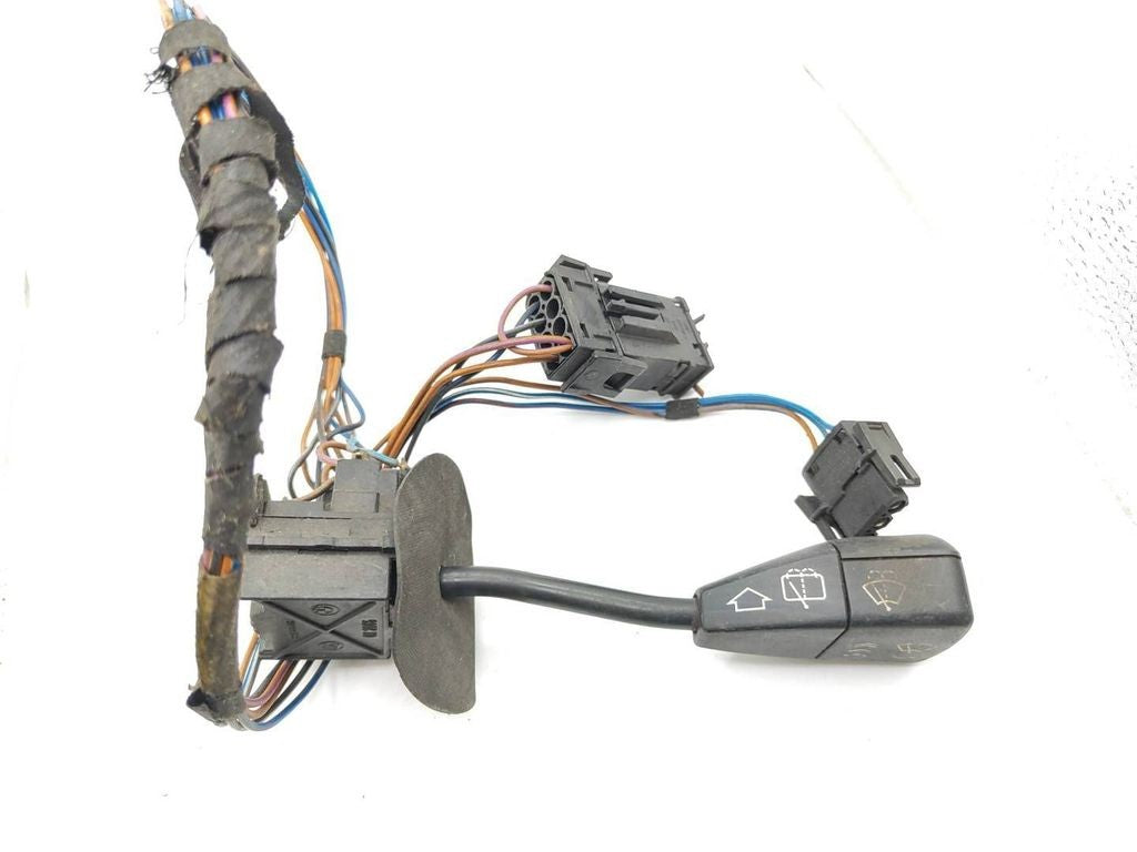BMW 5 E34 1994 Wiper control switch stalk 18287361 