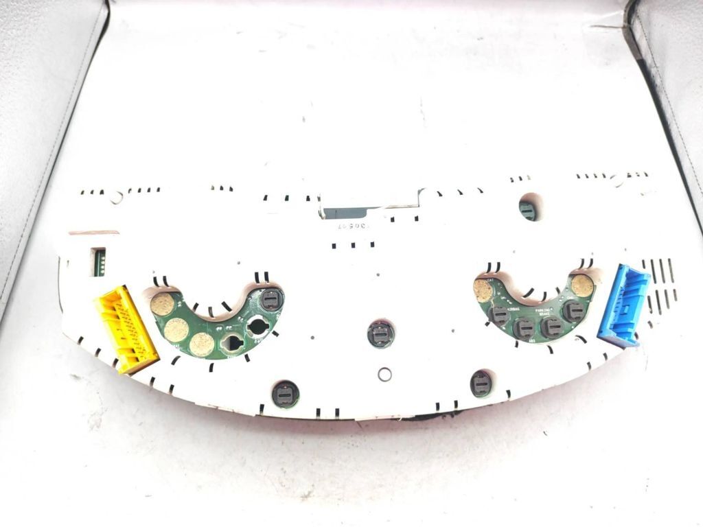 Audi A4 B5 8D TDI 1997 Diesel speedometer instrument cluster 8D0919034 