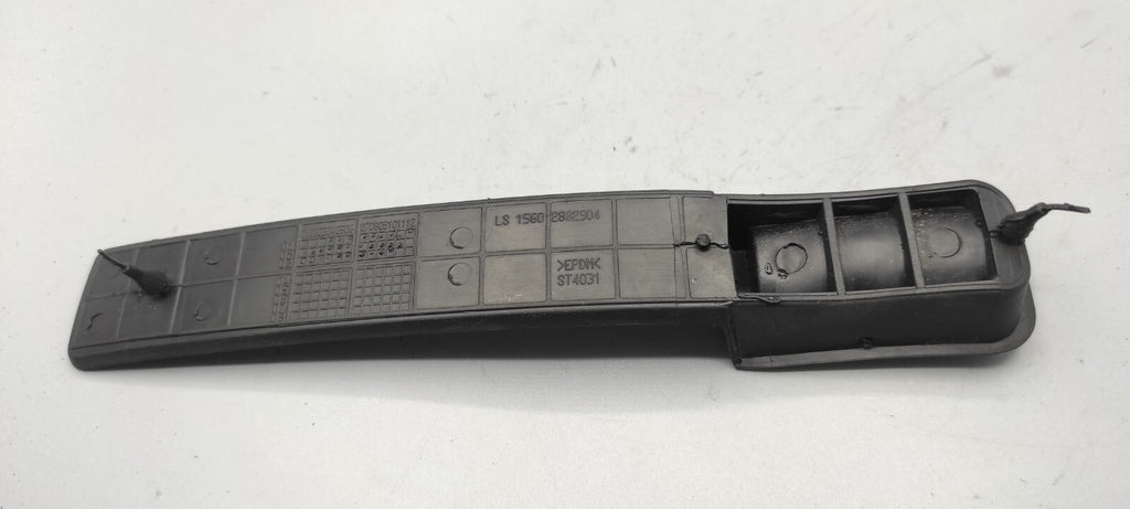 Alfa Romeo 156 2005 Center Console Middle Rubber Insert Mat 15602882904