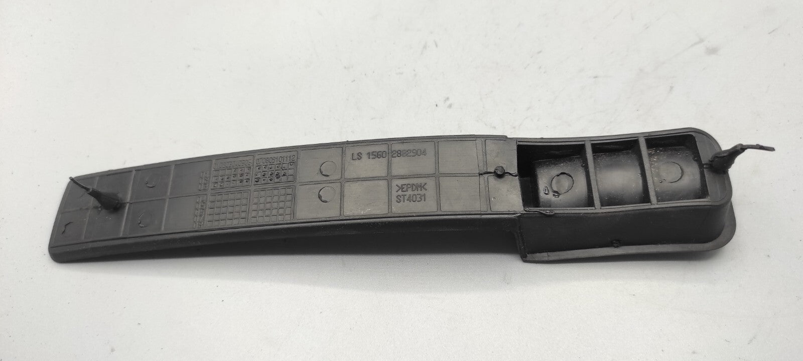 Alfa Romeo 156 2005 Center Console Middle Rubber Insert Mat 15602882904