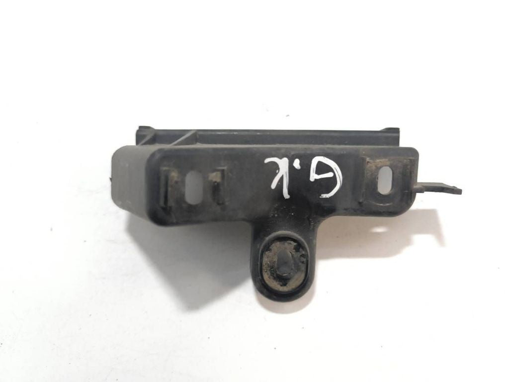 Audi A6 S6 C6 4F 2008 rear left bumper mounting bracket 4F9807897A 