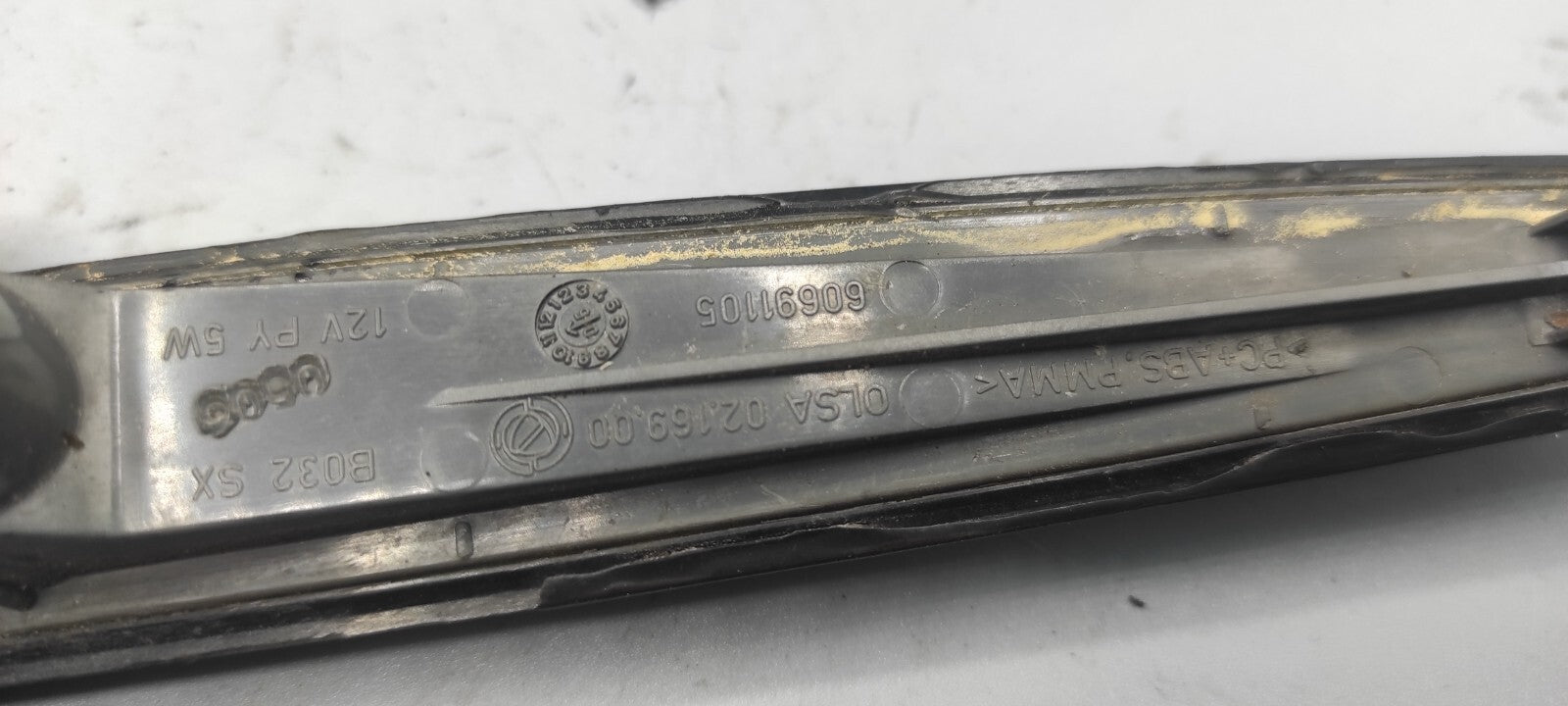 Alfa Romeo 159 1.9JTDm 2008 Front Fender Smoked Indicator Set 60691106 60691105