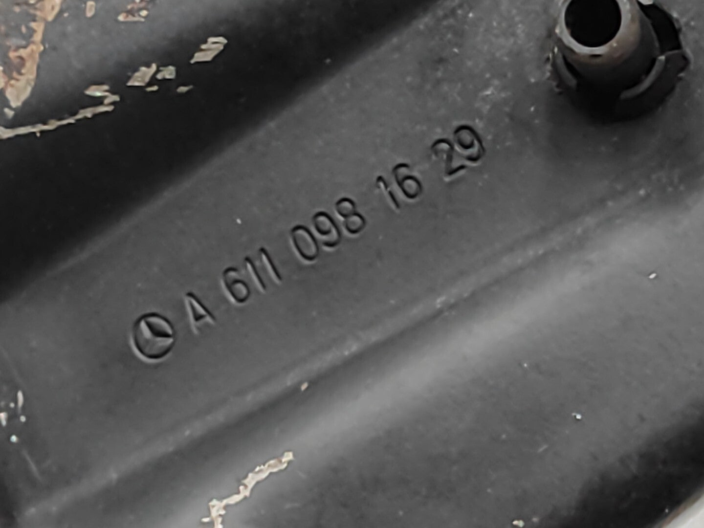 Mercedes Benz C Class C220 W203 2003 2.2CDI Engine EGR Valve A6110900754