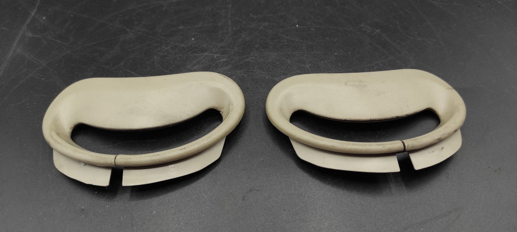 Alfa Romeo 159 2008 Interior Seat Belt Plastic Trim Set 156061725 156061726