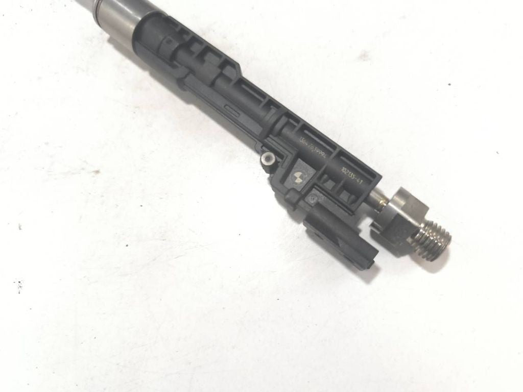 BMW M4 F82 F83 2017 Petrol fuel injector 0261500533 