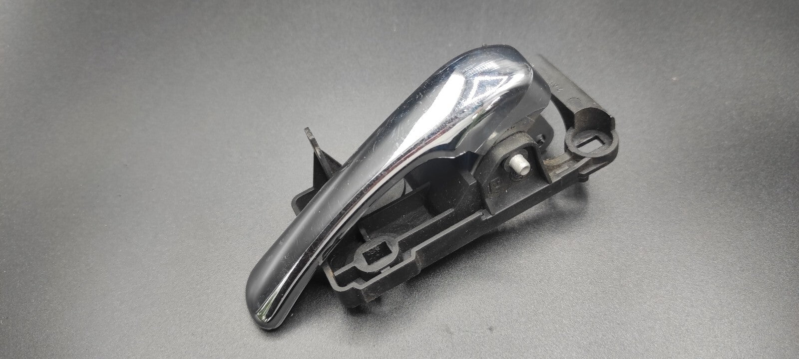Alfa Romeo GT 1.9JTD 110kW 2006 Front Left Door Opening Inner Handle 46736147