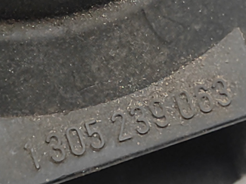 BMW 3 Series E36 325i Front Headlight Bulb Cover Cap 1387307 63121387307